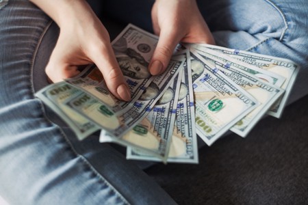 1000minds offers $2000 scholarships